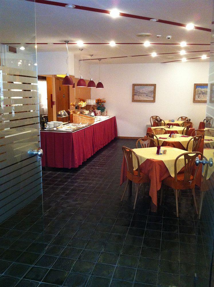 Hotel Arpa Rimini Exteriér fotografie